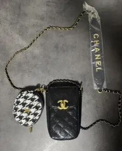CHANEL ノベルティ スマホショルダーコインケース付き