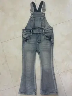 Item thumbnail for item fbf84ba1-8a46-4a0b-9c42-103ce6e1ce22