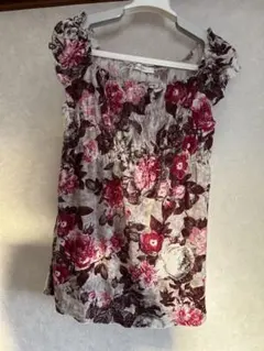 花柄オフショルダートップス　L