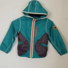 フード付きアウタージャンパー