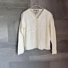 【きれいめ】TIARA 【S】 アイボリー 長袖カーディガン 花柄刺繍 ボタン