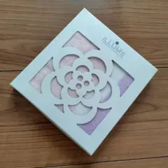 【新品未使用】〈ILLUMS〉タオルハンカチ　パステルカラー　ドット柄
