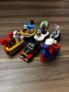 ディズニー　トミカ　6台セット
