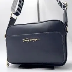極美品✨トミーヒルフィガー　ショルダーバッグ　ロゴベルト　ゴールド金具　ネイビー