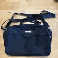 ACE ブラック ナイロン ショルダーバッグ