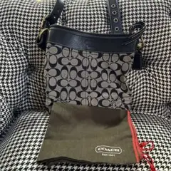 COACH ショルダーバッグ ロゴパターン