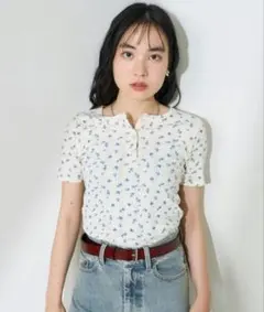 花柄針抜きフライス ヘンリーTシャツ　オフホワイトのサムネイル