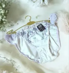 ☆タンス整理品　SANEI ラベンダー刺繍ショーツ♪