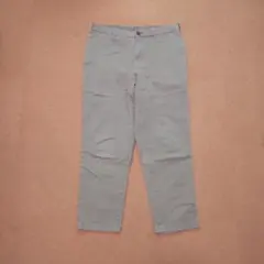 UNIQLO チノパン ベージュ Mサイズのサムネイル