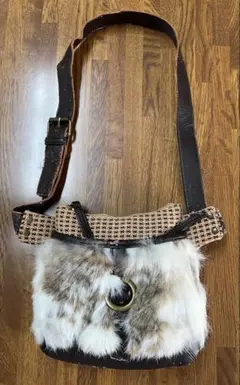 Item thumbnail for item a0aeb327-ef5e-4a44-9cbf-b336228230bf