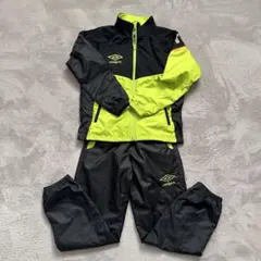 アンブロ　ウィンドブレーカー　140cm