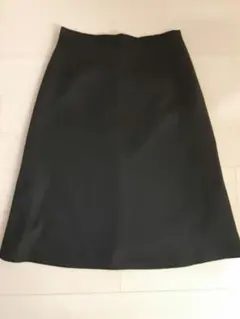 黒フレアースカート☆ ウール100%　64-91