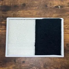 marie claire タオル 2枚セット 32×32　白・黒　未使用のサムネイル