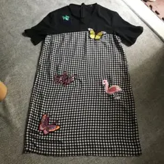 刺繍蝶付きチェック柄半袖ワンピース 160 xsサイズ