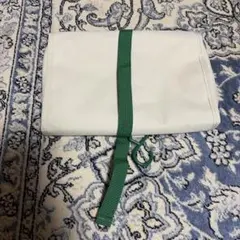 スターバックス 2025福袋トラベルポーチ ホワイト/グリーン　新品