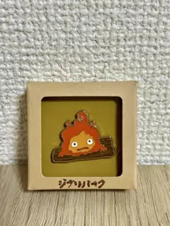 ジブリパーク限定 カルシファー ピンバッジのサムネイル