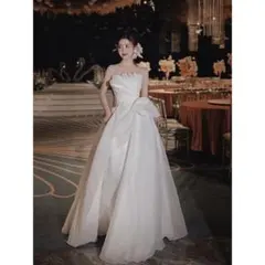 ホワイト ストラップレス Aライン ウェディングドレス