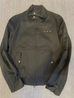 スタッズ レザー