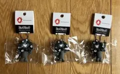 黒ミャクミャク PVC マスコットキーホルダー　ボールチェーンABC 3個セット