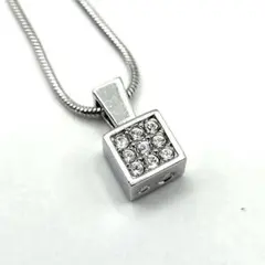 美品✨️スワロフスキー ネックレス ダイス キューブ ラインストーン シルバーのサムネイル