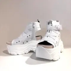 ヨースケ 厚底スニーカーソールブーツサンダル ホワイト