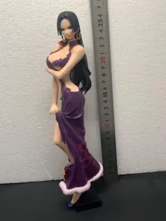 ワンピース　　ボアハンコック　　送料込み価格❣️