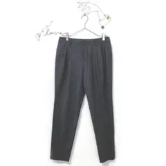 グレー カジュアルパンツ