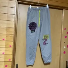 Zumba ジョガーパンツ グレー 2001年設立