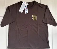 新品　 Mサイズ　MLB パドレス　半袖Tシャツ　ワンポイント　茶色のサムネイル