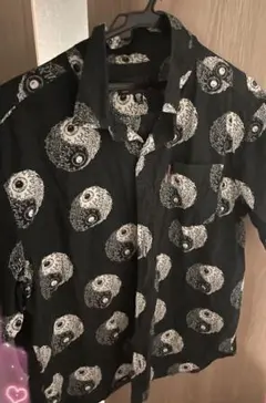 MISHKA 総柄シャツのサムネイル