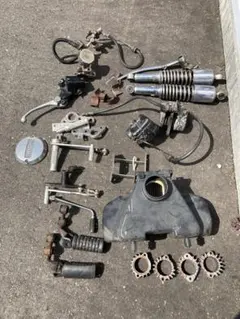 価格変更&チェーンカバー追加　z750four パーツセット売り　当時物