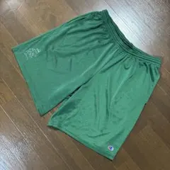 Champion グリーン　ショートパンツ　メッシュ　バスケ　海外製　大きめ　M