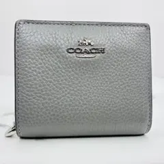 【新品同様】COACH 二つ折り財布 グレー シルバーチャーム