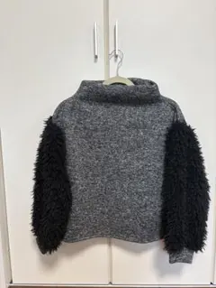 グレーセーター