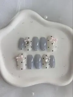 83.韓国ガーリーネイルチップ　ドットネイルチップ　ちゅるんネイルチップ　リボン