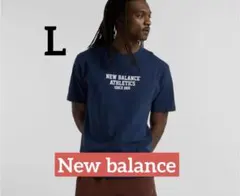 New balance Varsity グラフィックショートスリーブTシャツ