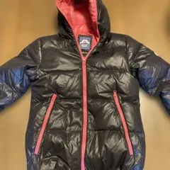 黒 ダウンジャケット