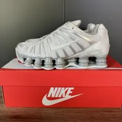 ナイキ ウィメンズ ショックスTL フォトンダストメタリックシルバー 24㎝