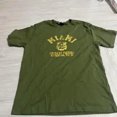 カーキ Tシャツ