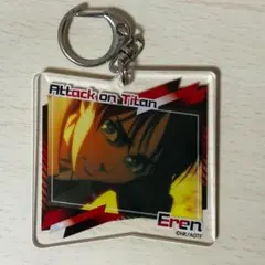 進撃の巨人　アクリルキーホルダー　エレン