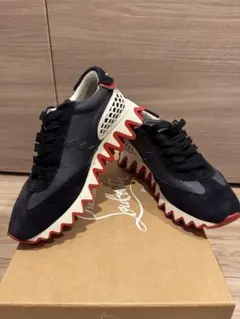 Christian Louboutin LOUBISHARK 39.5のサムネイル