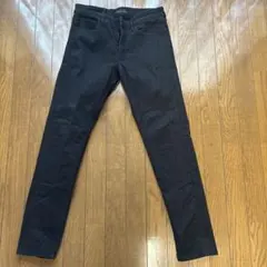 スキニーパンツ