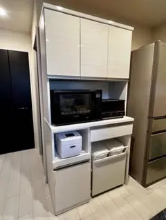 ひ*ん様 美品　ニトリ　リガーレ　食器棚　白　人気シリーズ　60幅 ニトリ 食器棚 リガーレ 60cm ホワイト キッチンボード 家具