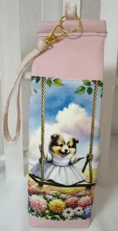 ボトルケース✿ミルクカートン型✿ぐんぐんいちごオ・レ♡シェルティ