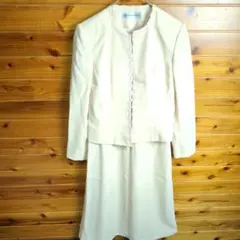 アンサンブル　ジャケット　ワンピース　ボレロ　フォーマル　セレモニー　クリーム色