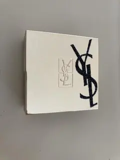 【新品未使用】YSL クッションファンデーション B 30