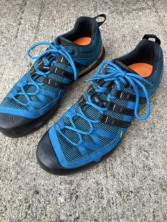 adidas アディダス　ステルス