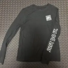 NIKE Tシャツ