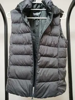 ユニクロ　ダウンベスト　L