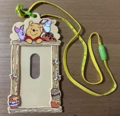 くまのプーさん　ディズニーランド　チケットホルダーストラップ